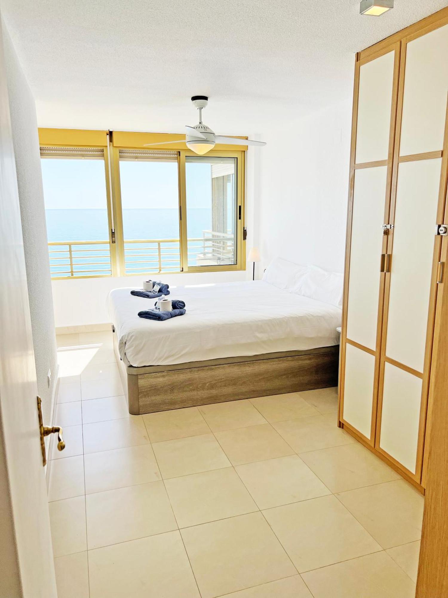 Appartement Oasis Frente Al Mar. Parking Gratis à El Campello Extérieur photo